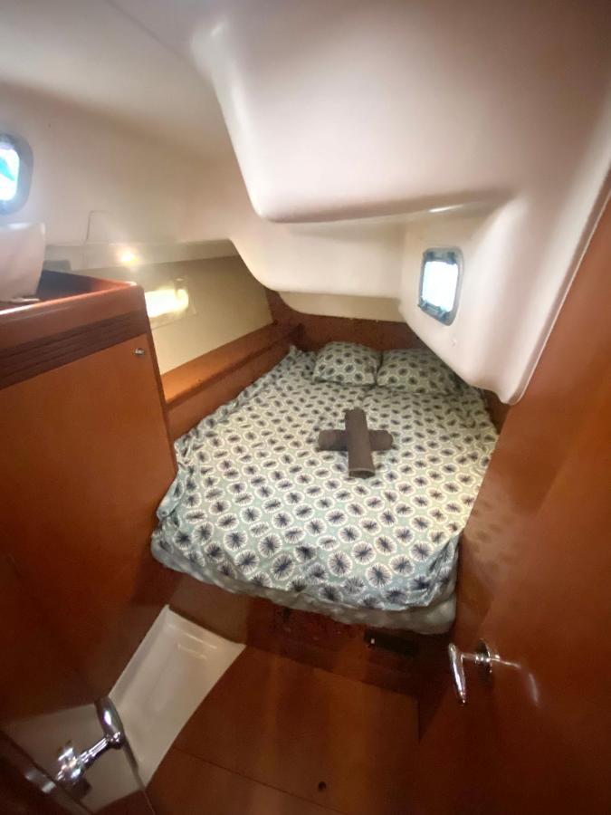 Nuit Insolite Sur Un Voilier Linge Et Menage Inclus - Boat Paradise La Rochelle La Rochelle  Bagian luar foto